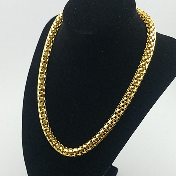 Unknown Jewelry - EUC Gold tone chain large necklace costume fashion